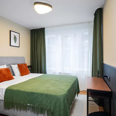Modern&central 2-bedroom With Parking Apartment